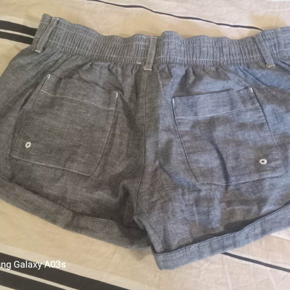 Gray Shorts - Picture 4 of 4
